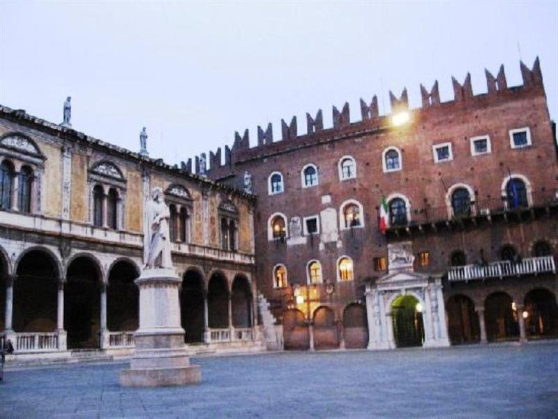 Hotel Mastino Verona Esterno foto