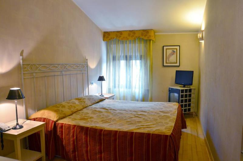 Hotel Mastino Verona Esterno foto