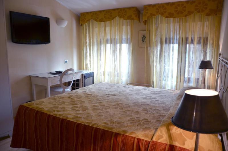 Hotel Mastino Verona Esterno foto